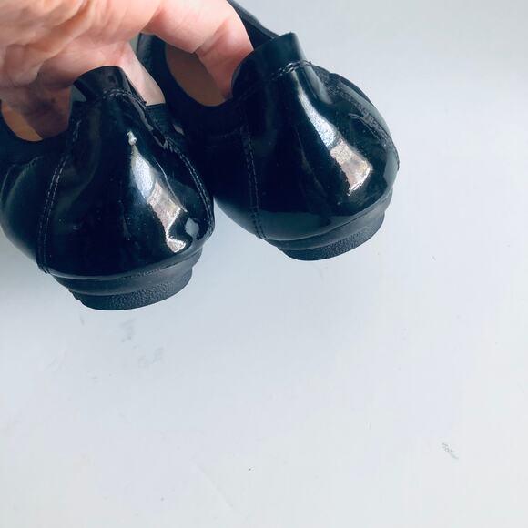 Josef Seibel Women's 37 Patent Toe Black Leather Comfort Flat SZ 6-6.5 - Picture 8 of 10